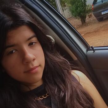 Babá em Chapecó: Karine