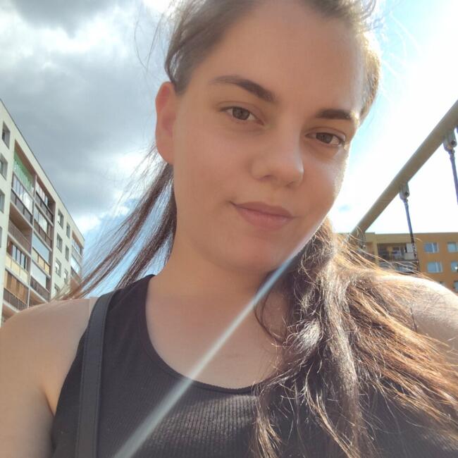 Poptávka hlídání dětí v Česká Lípa: Lucie