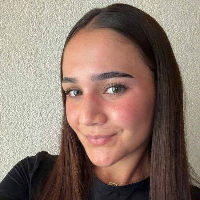 Babysitter in Mont-sur-Rolle: Noura