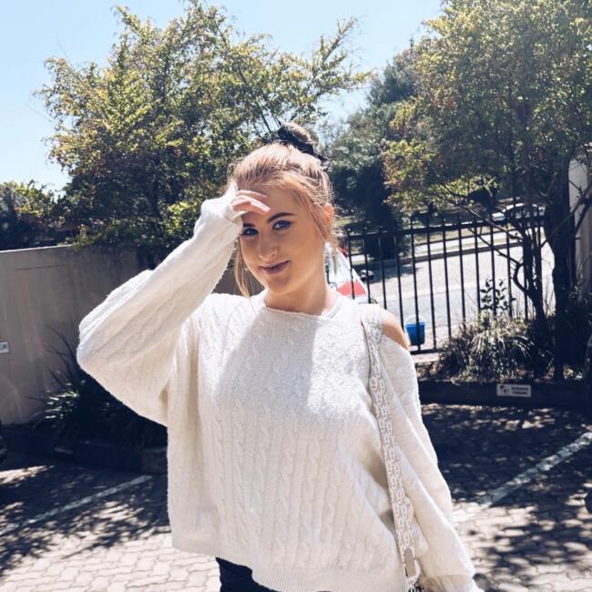 Babysitter in Krugersdorp: Charne