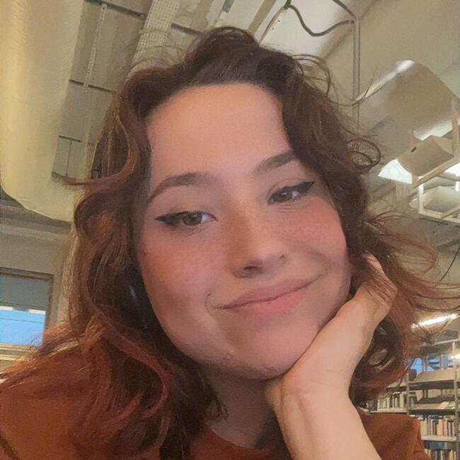 Babysitter in Custines: Amandine