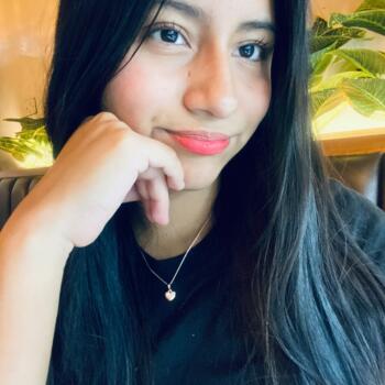 Niñera en José Leonardo Ortiz: Niki