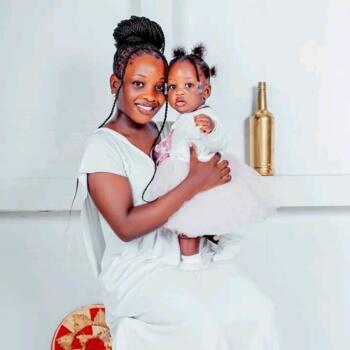 Nanny in Kampala: Sharrot