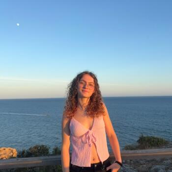 Babysitter in Arrentela: Sara