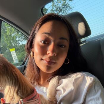 Babysitter in Philadelphia: Natalia