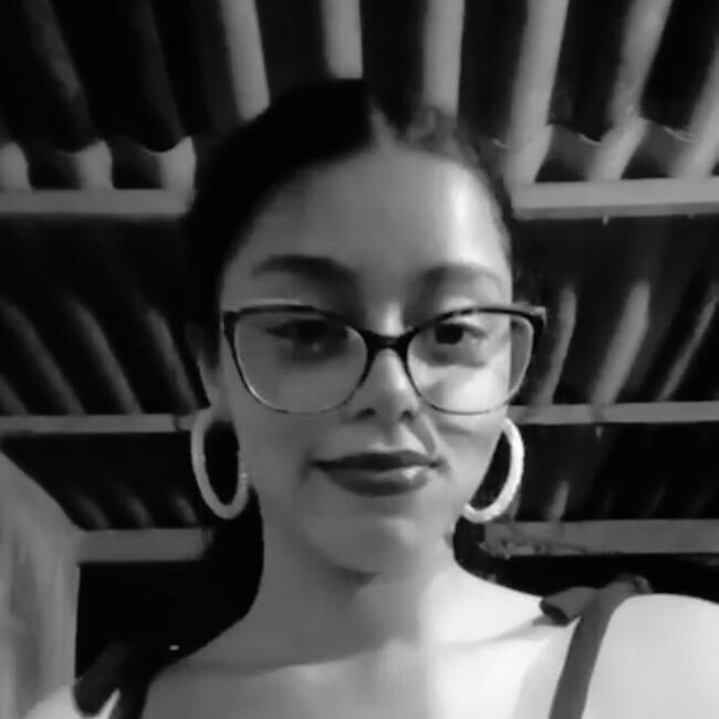 Babysitter in Cabo Frio: Ana Júlia