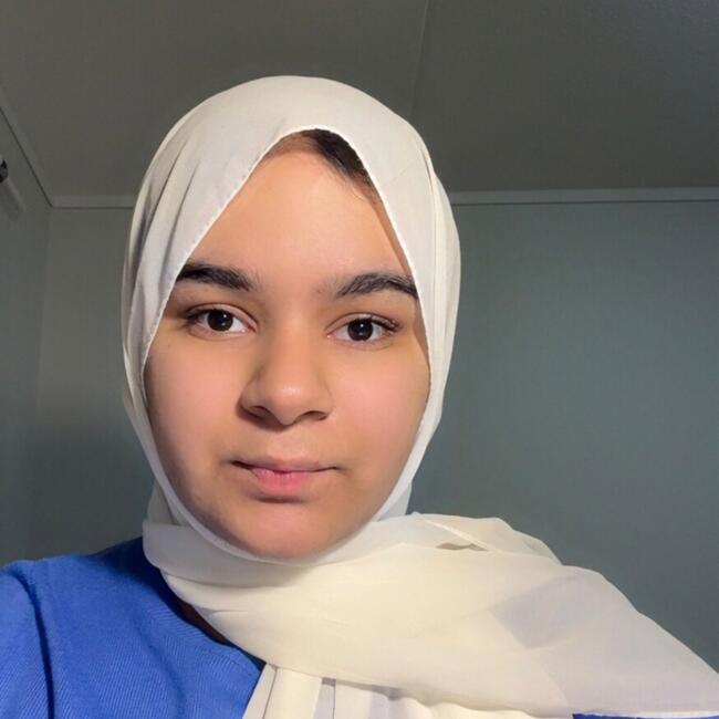 Babysitter in Vaasa: Amna