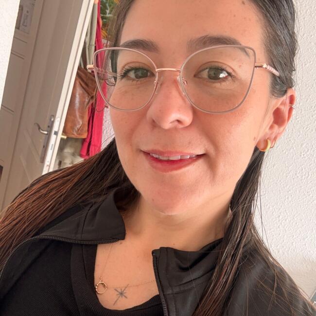 Babysitter in Launaguet: IVONNE MARIED