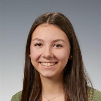 Babysitter in Seekirchen am Wallersee: Anna