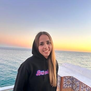 Babysitter in Nerja: Celia
