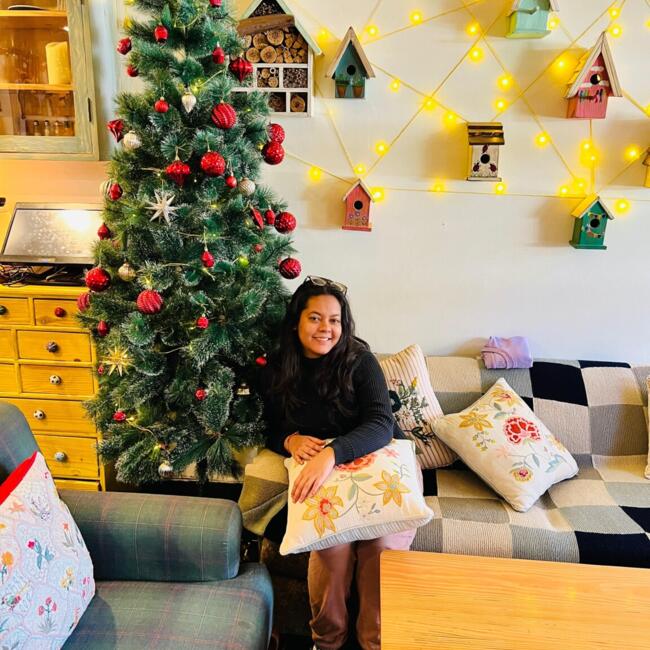 कोलकाता में बेबीसिटिंग की नौकरी: Sayani