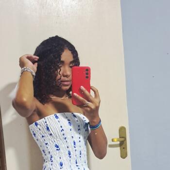 Babysitter in Santos: Rihanna