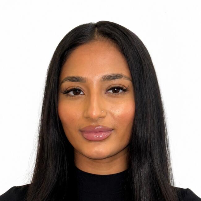 Babysitter in London: Alisha