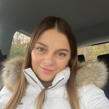 Baby-sitter in Épinal: Camille