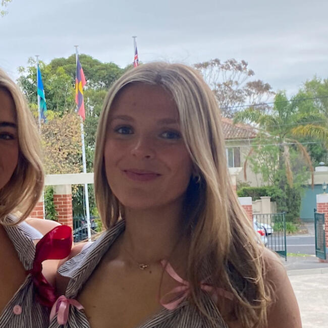 Babysitter in Melbourne: Georgia