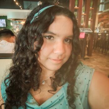 Babysitter Richmond (Texas): Yousra