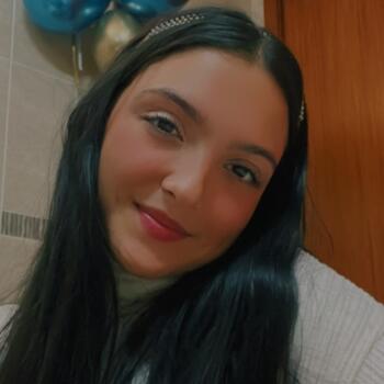 Babysitter in Aveiro: Ana Luíza Silva