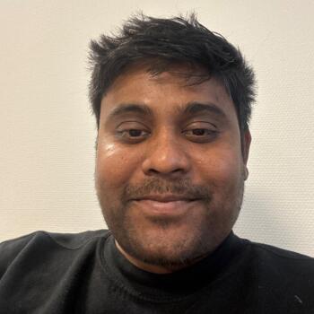 Babysitting job in Stavanger: babysitting job Muthuvel