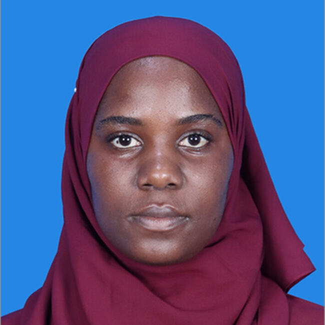 جليسة أطفال في الدوحة: Harriet