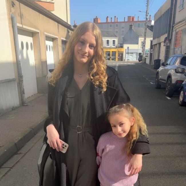 Babysitter in Coulaines: Djena