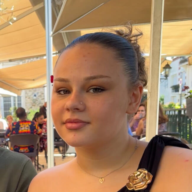 Babysitter in Saint-Augustin: Sarah