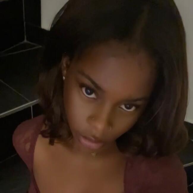 Babysitter in Saint-Louis: Zoe