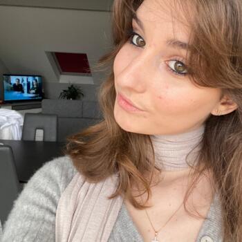 Babysitter in Lyon: Marine