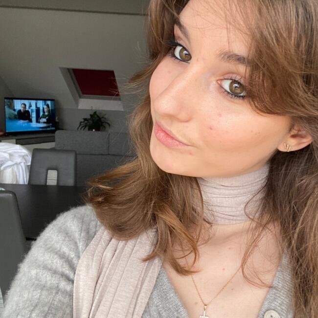 Babysitter in Lyon: Marine