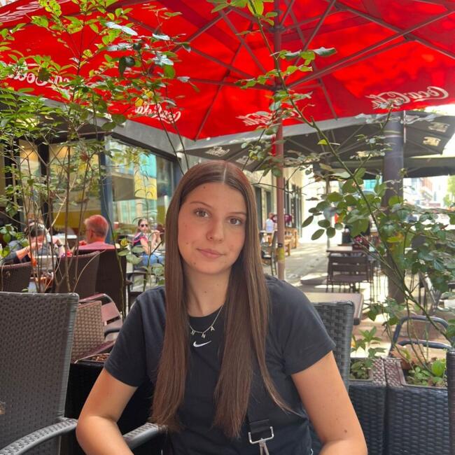 Babysitter in Wuelfrath: Anna