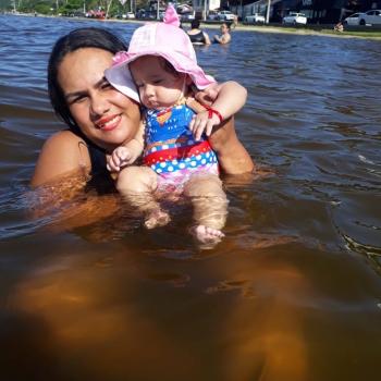 Babysitter in Florianópolis: Glaciele