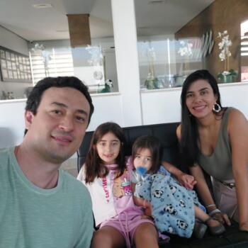 Parent Anápolis: Thaili