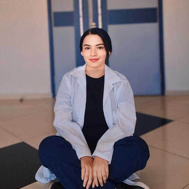 Babysitter in Asunción: Beatriz Guillen