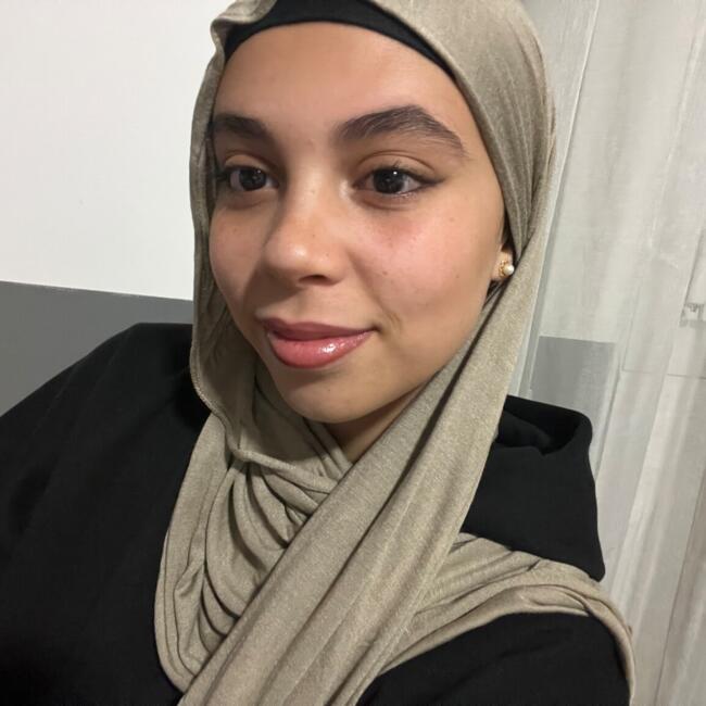 Babysitter in Vicenza: Khadija