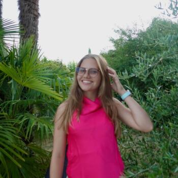 Babysitter in Bordeaux: Elissandre
