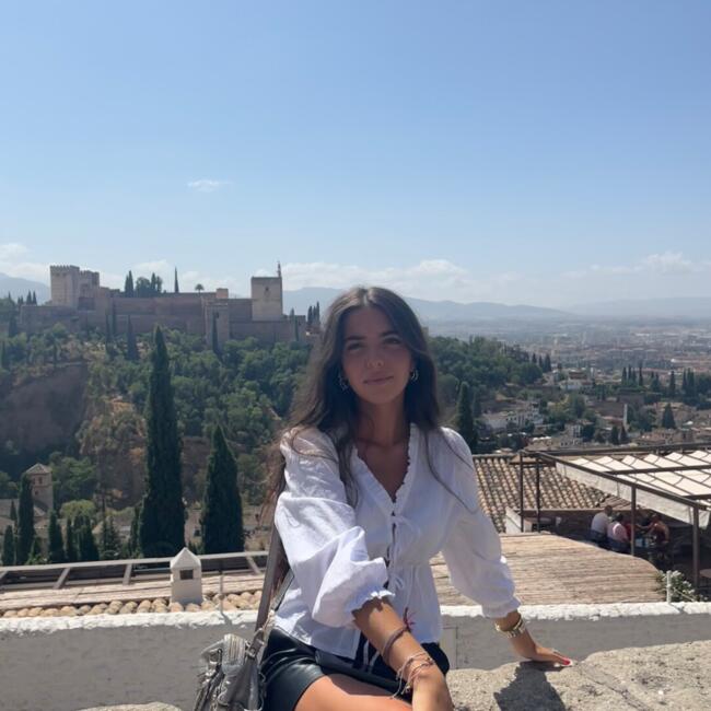 Babysitter in Villanueva del Pardillo: Marta