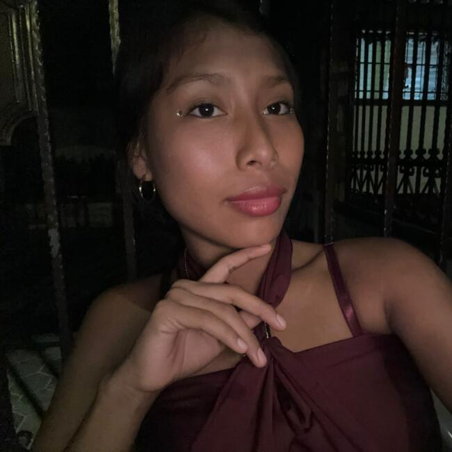 Niñera en Panamá: Allison