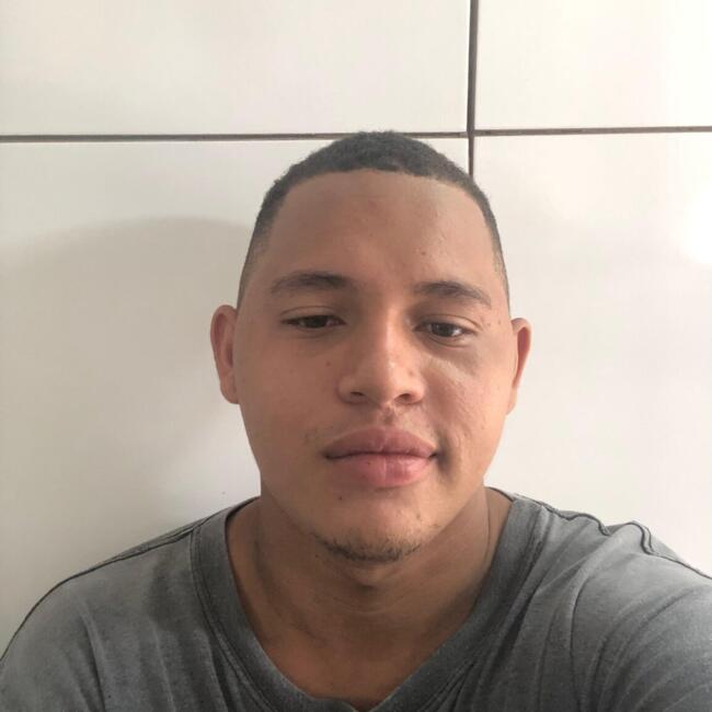 Babysitter in Ananindeua: Edu