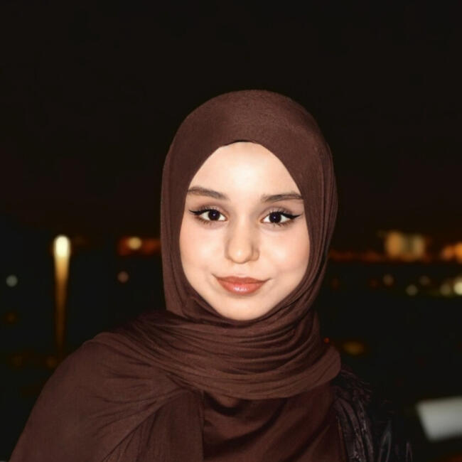 جليسة أطفال في دبي: Medina
