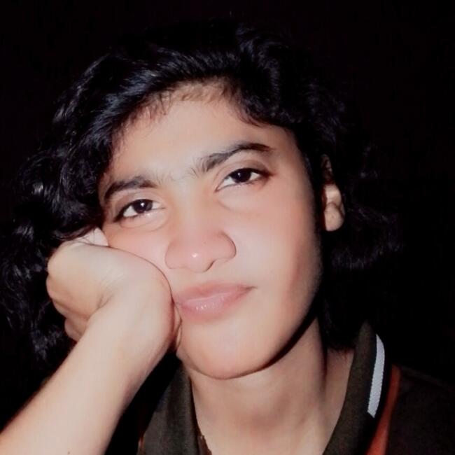 Babysitter in Karachi: Syeda Aniqa Shah Hashmi