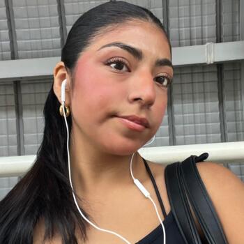 Niñera en Breña: Jasmin