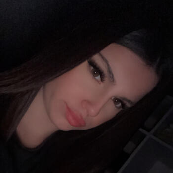 Babysitter in Marseille: Yasmine