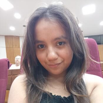 Babysitter in Piribebuy: Lea