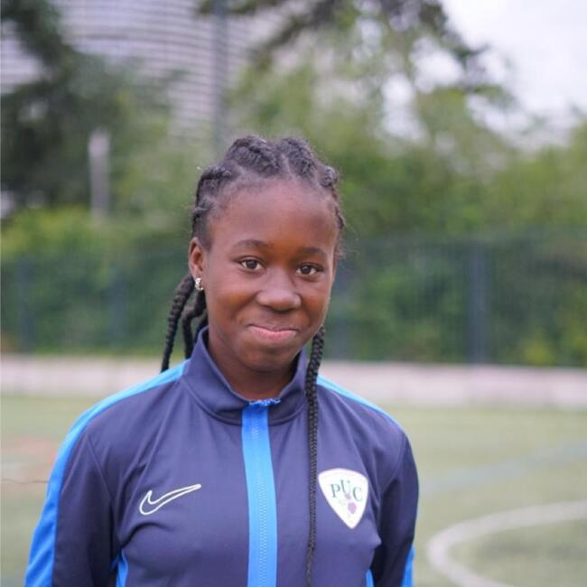 Babysitter in Bourg-la-Reine: Merveille