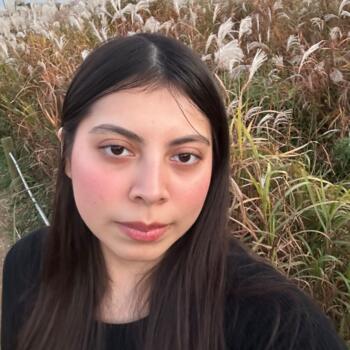 Babysitter in Seoul: Ana