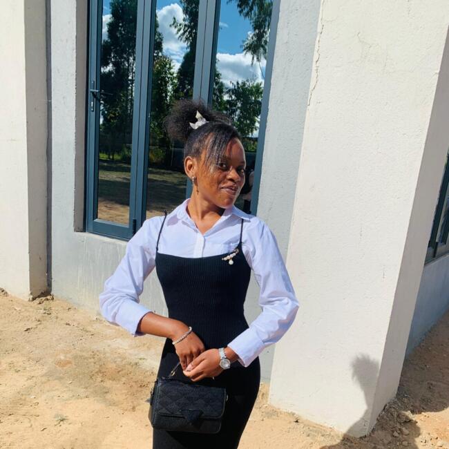 Babysitter in Nelspruit: Rifumo sharmaine