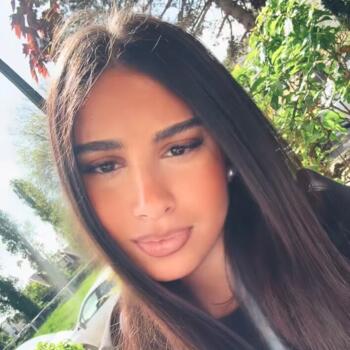 Babysitter in Vitry-sur-Seine: Zahia