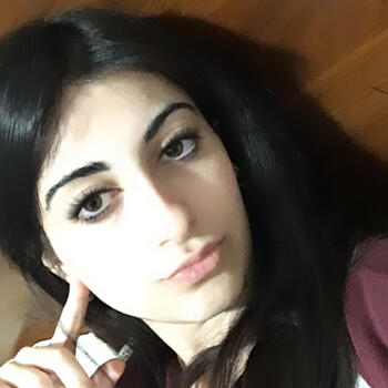 Babysitter in Rome: Claudia