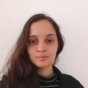 Babysitter Arujá: Rebeca