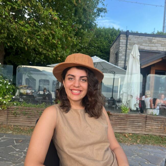 Babysitter a Vedano al Lambro: Nadia