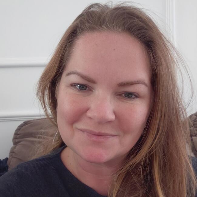 Babá em Gaspar: SUELEN